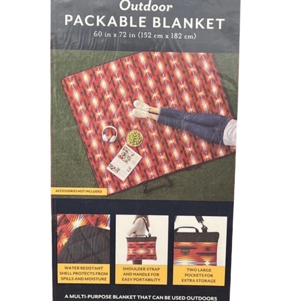 Pendleton Outdoor Packable Blanket Red Southwestern Geometric 60x72 Tote Strap - Picture 3 of 4